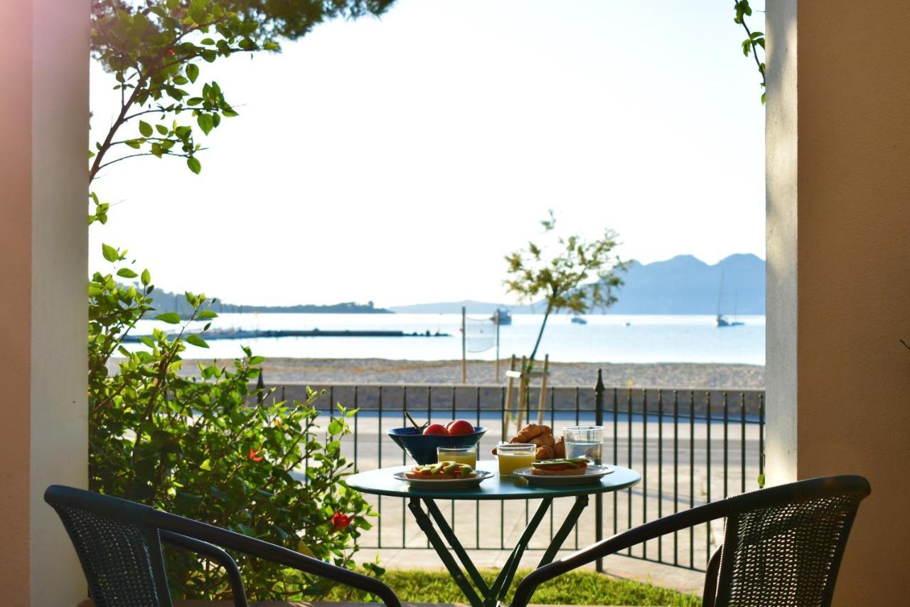 La Gola Apartment, First-Line Beachfront, Newly Refurbished Port de Pollença Extérieur photo
