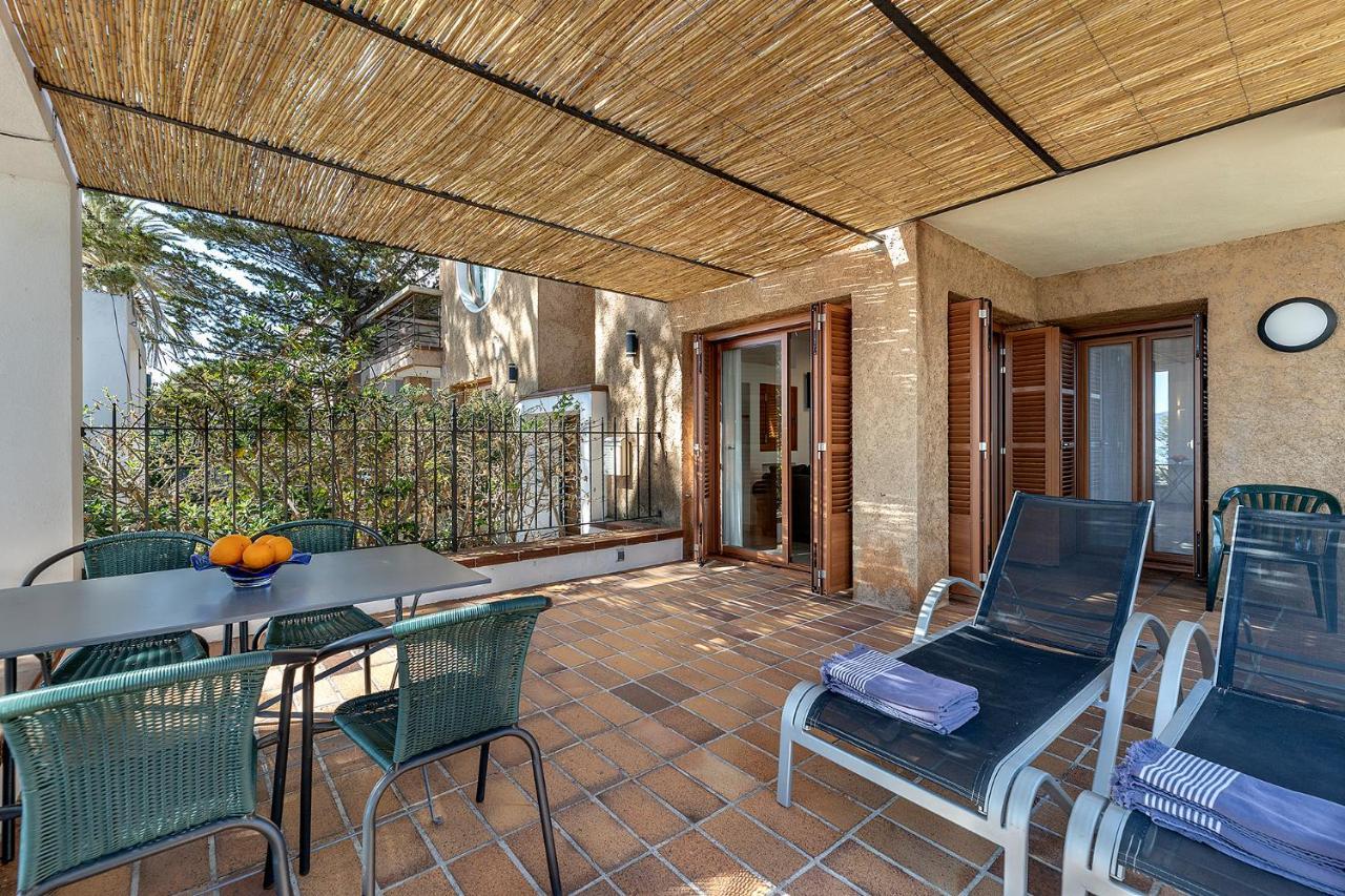 La Gola Apartment, First-Line Beachfront, Newly Refurbished Port de Pollença Extérieur photo